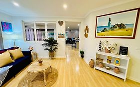 Ocean Breeze Family Getaway - Short Drive To Beach, Wineries, Kids Golf & Adventure Park